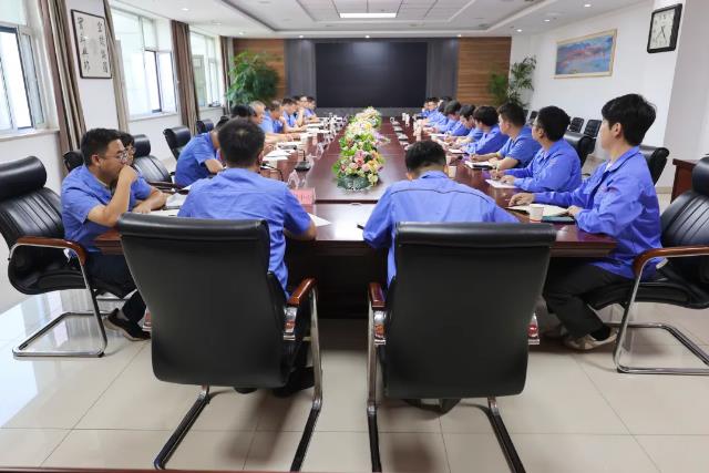 潞安化机召开2025年大学生定向培养座谈交流会 | 喜迎建企60周年